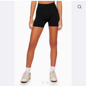 SET ACTIVE SCULPTFLEX® BIKE SHORTS IN ONYX